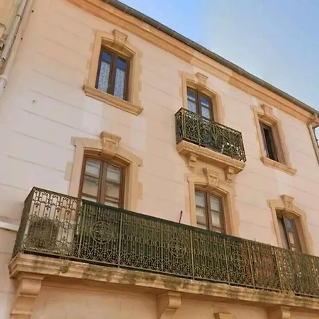 Le Des Halles Avec Climatisation 15m2 アパート ナルボンヌ