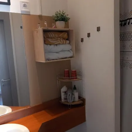 Apartament Le Des Halles Avec Climatisation 15m2 *