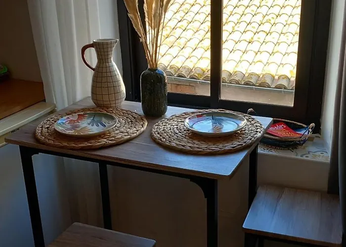 Apartment Le Des Halles Avec Climatisation 15m2 *